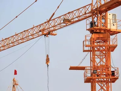 自升式塔机租赁案例